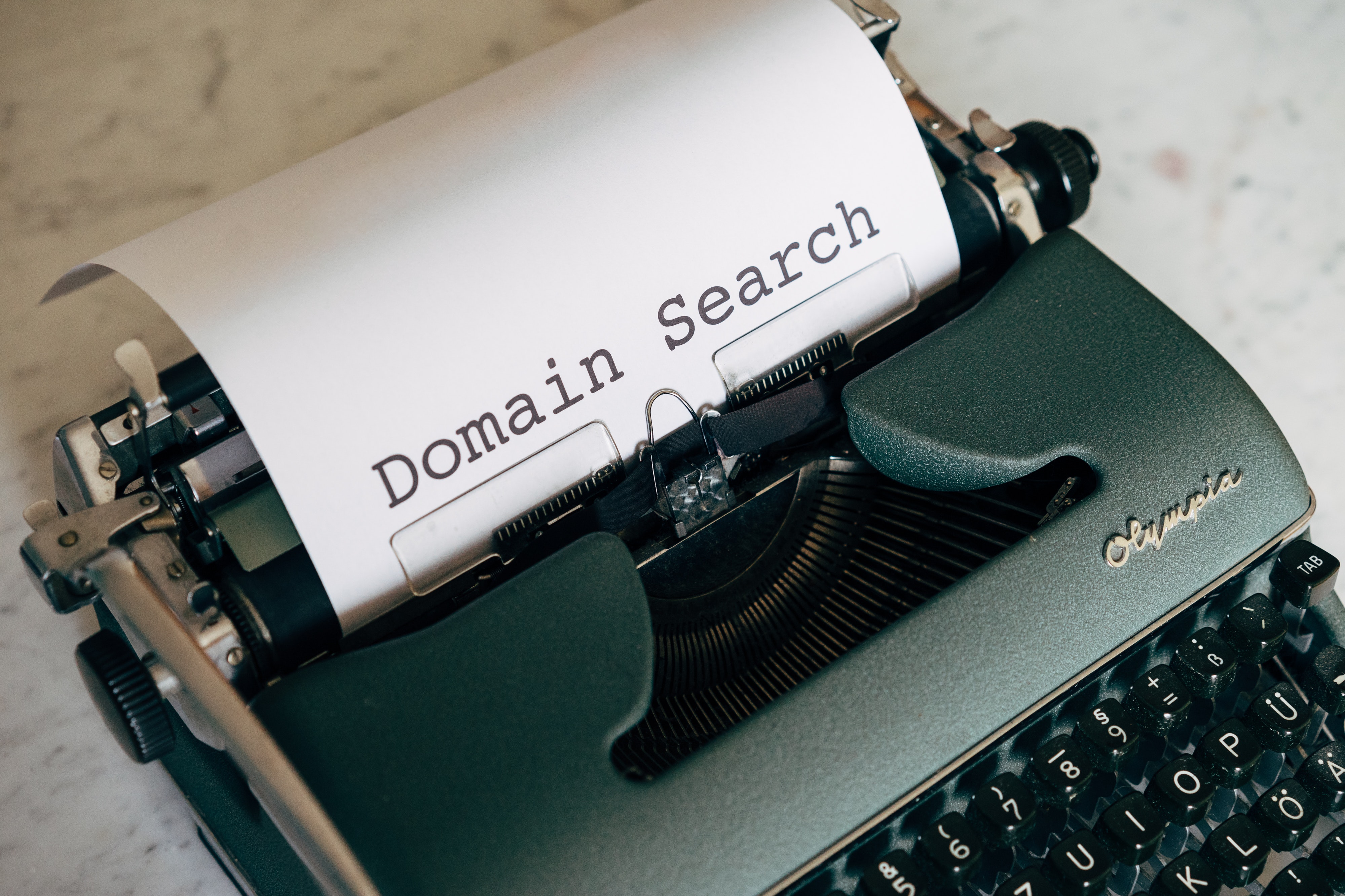 How to choose a powerful domain name for your new venture