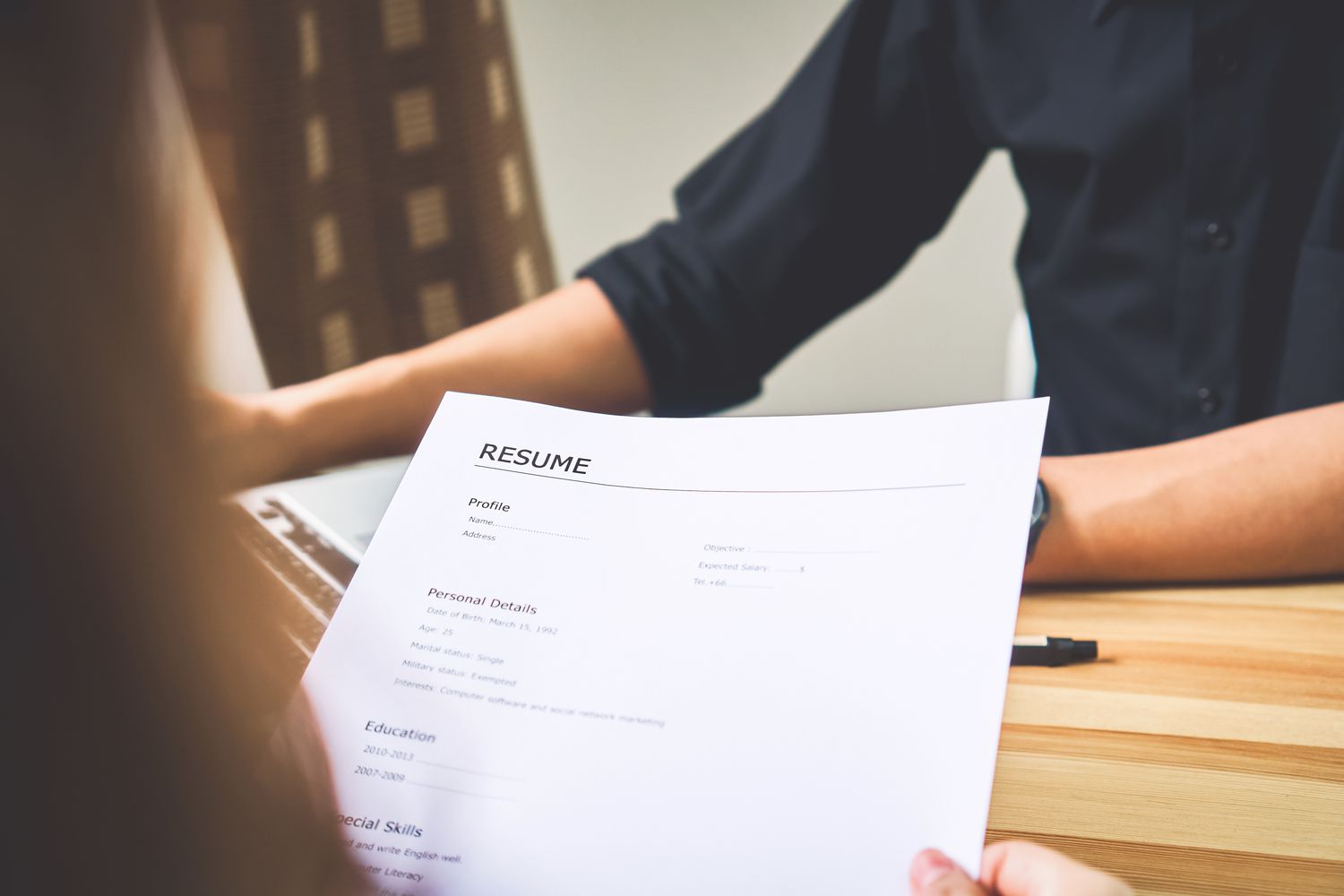 How to Write a Product Manager Resume: A Step-by-Step Guide with Examples