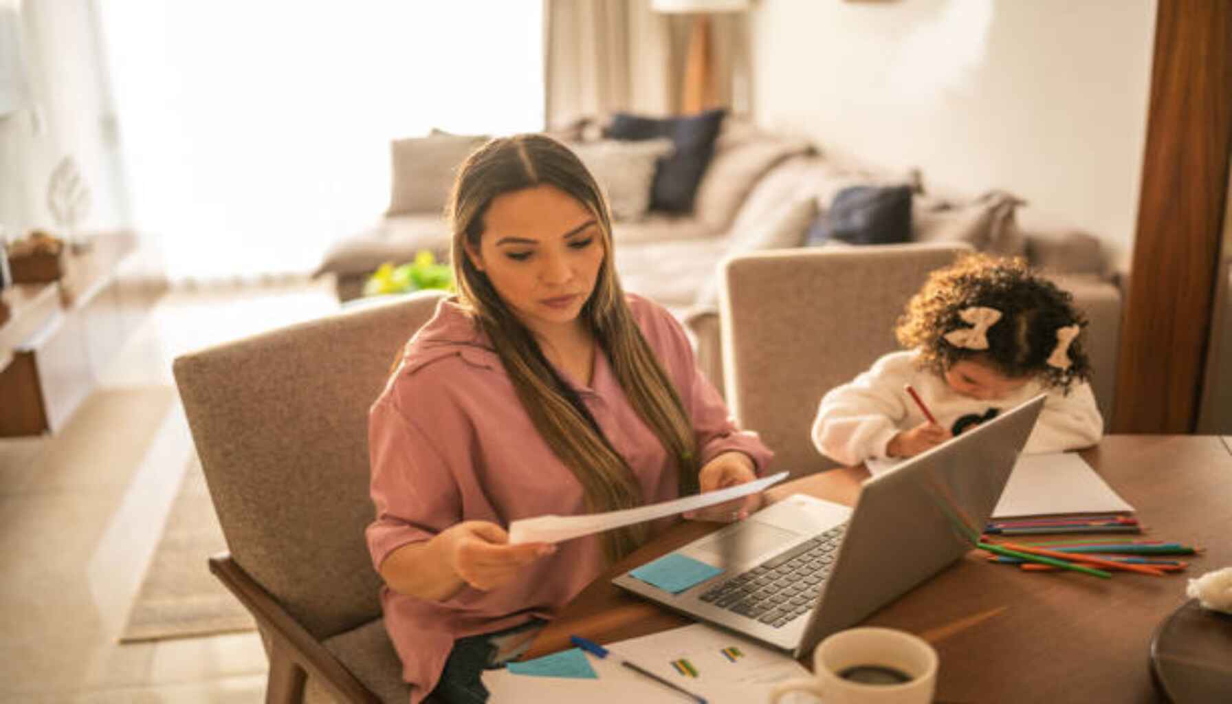Remote Work and Parental Leave: Navigating Work-Life Balance in a Digital Era