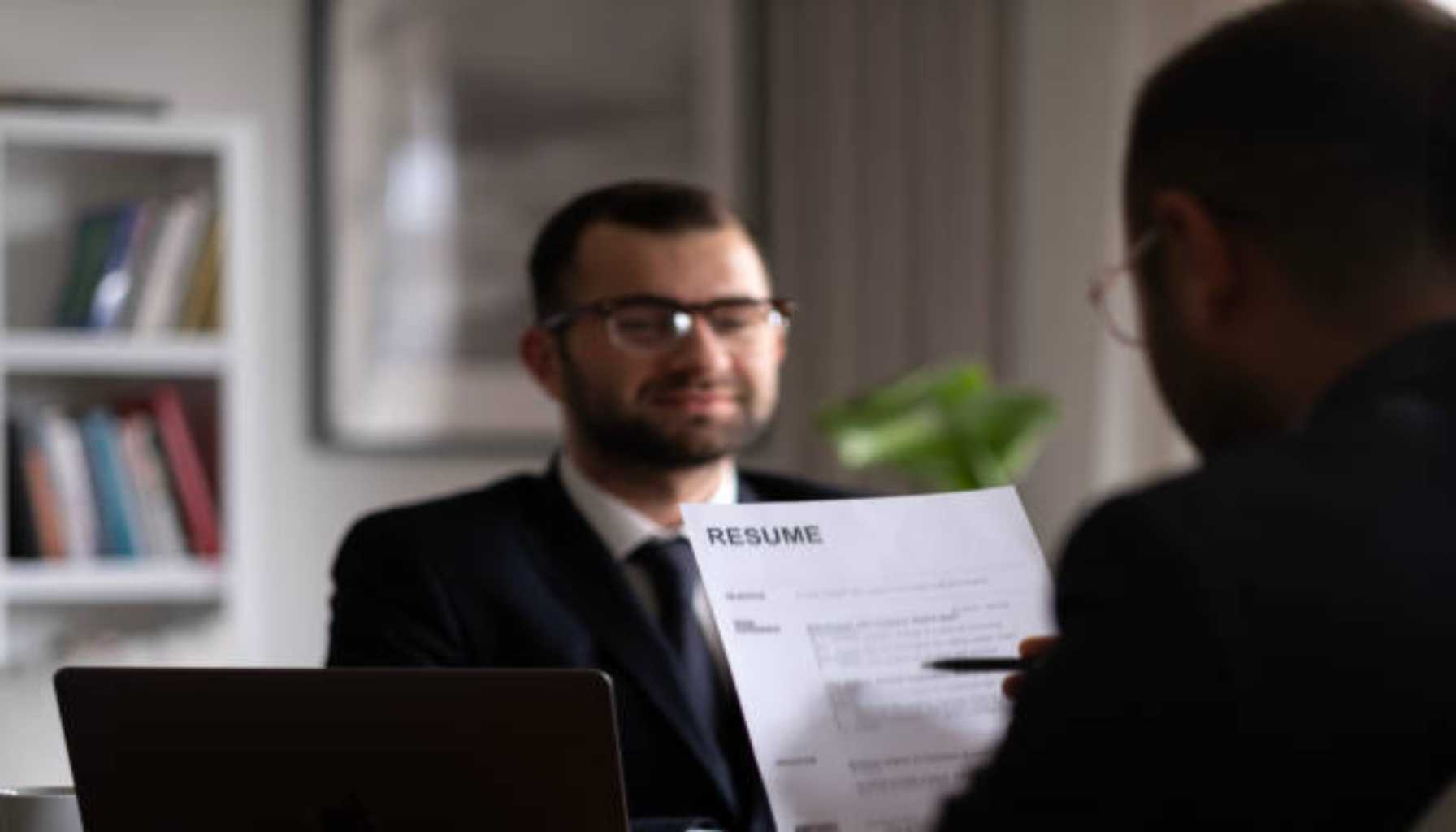 Resume Builder for Law Enforcement: Crafting the Perfect Police Resume