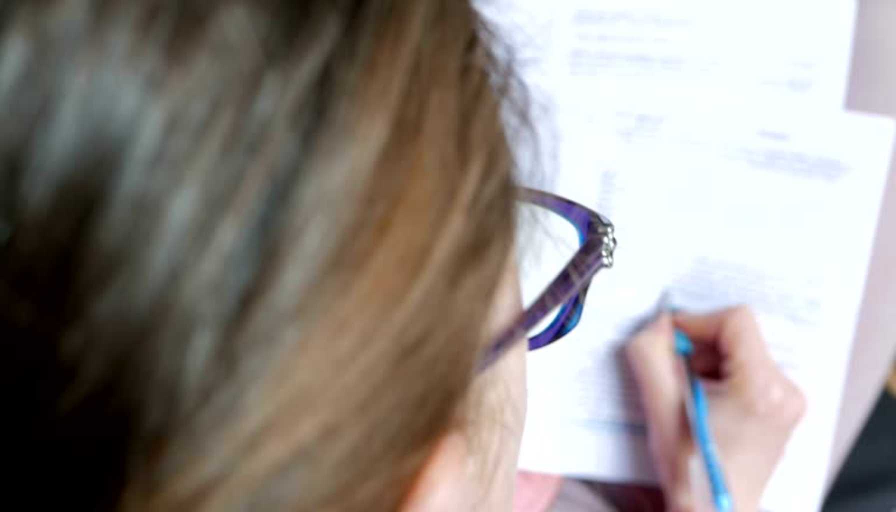 Resume Builder for Teachers: Create an Impressive Resume for Your Teaching Career