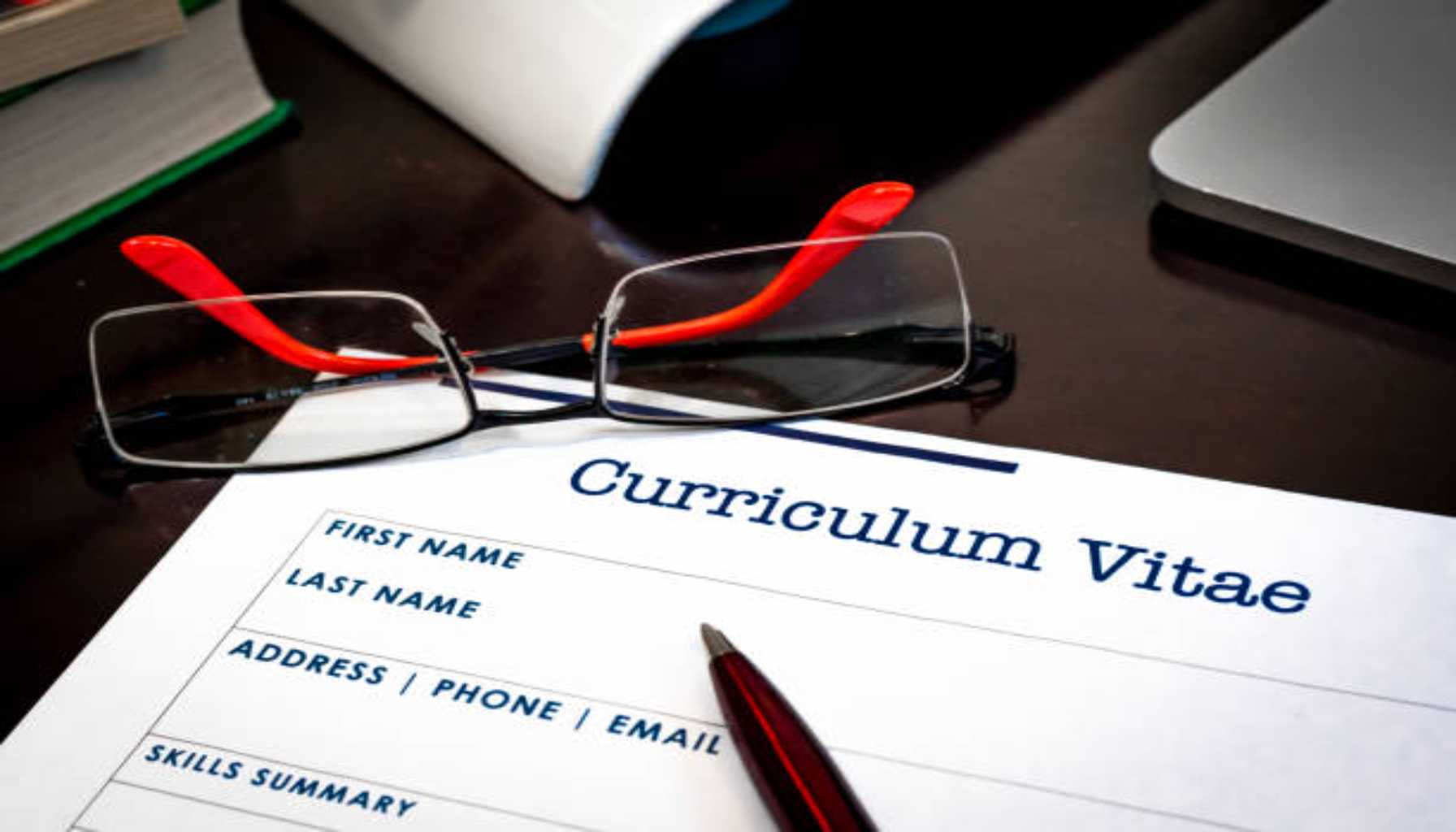 CV Builder Using LinkedIn – Create a Professional Resume with Mycvcreator